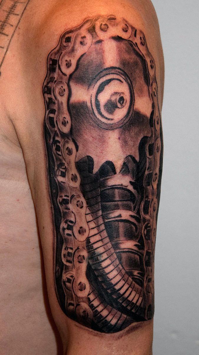 Biomechanical Tattoo