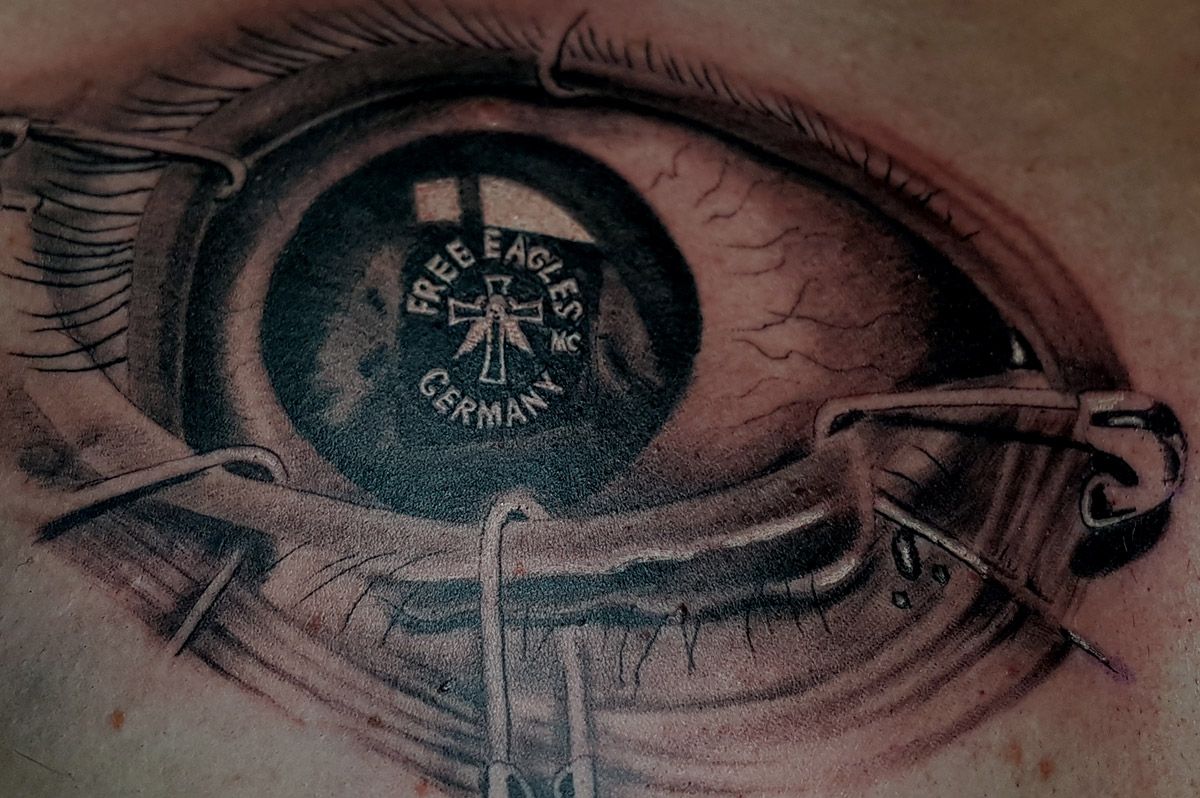 Free Eagles Tattoo